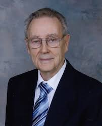 Linus Kelly Obituary