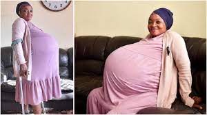 A south african woman, gosiame thamara sithole, 37, who, on monday, 7 june, gave birth to 10 babies (decuplets) in a pretoria hospital the husband and wife are not strangers to more than one births. L0yz11kuuhddem