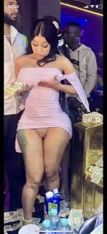 Cardi b clubbing w no bra or panties n it shows🥹🤯😳 - EroMe