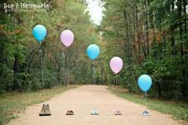 Each ultrasound picture and trip to shop for baby products can be immortalized by using the pregnancy announcement maker to record both photos and text of your. Baby On Board 15 Super Cute Pregnancy Announcement Ideas Mum S Grapevine