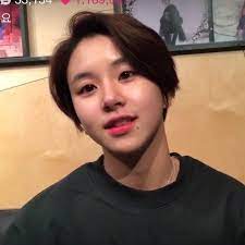 Its hard to pull off. Thod If Only Chaeyoung Knew What Her Short Hair Did To