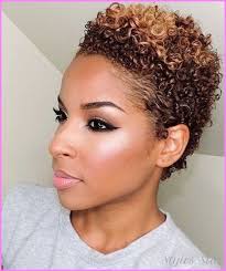 Après les coiffures pour femmes, nous nous intéressons cette foisci à la coupe de. Coupe Courte Femme Afro Afrodelicious Salon Nappy