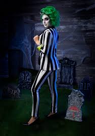 Sandworm sculpture by geefreak on deviantart. Women S Beetlejuice Suit Blazer