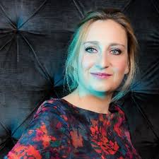 Tracey Saunders (@Saunders_Design)