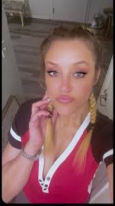 Heather Seay's Instagram, Twitter & Facebook