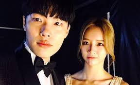 See more of lee hyori on facebook. Girl S Day Hyeri And Ryu Jun Yeol Spotted Dating Proving Break Up Rumors To Be False Kpopstarz