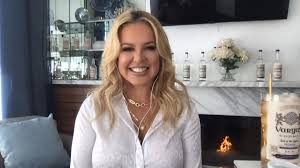 Elizabeth lyn vargas is the newest woman to join the real housewives of orange county. Rhoc Elizabeth Lyn Vargas Is Obsessed With Talking About Her Ex Husband
