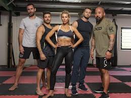 Bobby holland hanton was a stunt double for ryan reynolds in the dc entertainment production green lantern. Chris Hemsworth S Body Double Bobby Holland Hanton Daily Telegraph