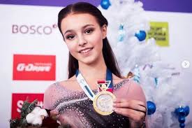 Анна щербакова (на переднем плане) и елизавета туктамышева. Owzwm 0ckbil7m