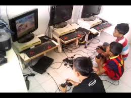 Kegemaran masyarakat indonesia kepada console playstation memang tidak ada matinya, jangankan playstation 2, playsatation 1 pun masih ada penggunanya. Peluang Usaha Rental Ps3 Page 15 Kaskus