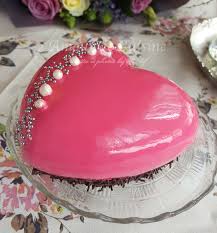 Glacage Miroir Au Chocolat Blanc Amour De Cuisine En 2020 Recette Chocolat Chocolat Culinaire