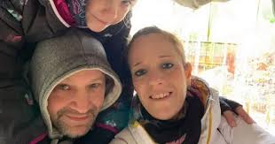 Coronavirus: Pregnant mum left in tears after man 'coughed in her face  shouting Covid'