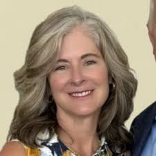 Congratulations to Winter Park Chamber President & CEO Betsy Gardner  Eckbert (and my big sis!) for being named one of the Orlando Business  Journal's Class of 2020 Women Who Mean Business! |