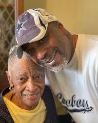 Patty Rice (@pattyricewriter) • Instagram photos and videos