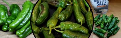'padrón' peberen har den usædvanlige egenskab, at det kun er ca. Frische Chili Pimientos De Padron 200g Online Kaufen Pepperworld Hot Shop