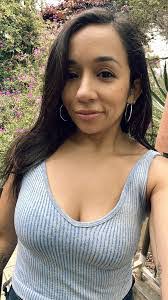 Julie Boley's Instagram, Twitter & Facebook