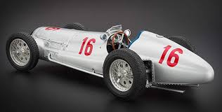 N/a grand prix d'allemagne 1939 Amazon Com Cmc Classic Model Cars Mercedes Benz W154 Seaman 16 1938 Limited Edition 1 18 Scale Detailed Assembled Collectible Historic Antique Vehicle Replica Toys Games