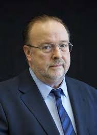 Robert Mamer's Instagram, Twitter & Facebook