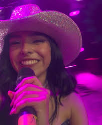 Nuestro host de #NocheDeEstrellas @Carlos Baute está más que listo par...