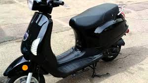 On sale $1499 click image for more details!! Vespa Lx50 Compared To A Wolf Lucky Scooter Youtube