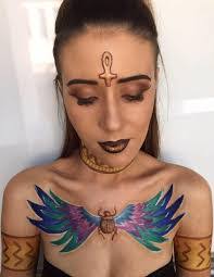 Genevieve Carey's Instagram, Twitter & Facebook