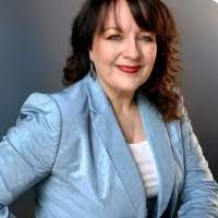 Gina Adler's Instagram, Twitter & Facebook