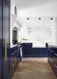 This makes an excellent paint color choice if you are ready for some drama! 25 Stylish And Inspiring Blue And White Kitchens Digsdigs