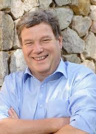 Adel Assad's Instagram, Twitter & Facebook