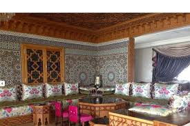 ديكور صالونات مغربية تحلم جميع السيدات بتصميم غرفة صالون تتناسب مع أفكارها البسيطة ، وتتميز بأنها مريحة فى ذات الوقت ويبدو عليها الأناقة والجمال ، ولكن سوف نهتم في هذه المقالة بالتكلم عن الديكورات المغربية التى تتميز. Ø§Ø¬Ù…Ù„ Ùˆ Ø§Ø­Ø¯Ø« ØµÙˆØ± Ø§Ù„ØµØ§Ù„ÙˆÙ†Ø§Øª Ø§Ù„Ù…ØºØ±Ø¨ÙŠØ© 2021 Ø§Ø¬Ù…Ù„ Ø¨Ù†Ø§Øª