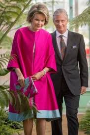 Mijn huis is waar mijn troontje staat. Koning Filip En Koningin Mathilde 20 4 2017 Coat Women Fashion Kimono Fashion Fashion