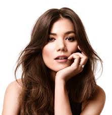 Xing Fong's Instagram, Twitter & Facebook