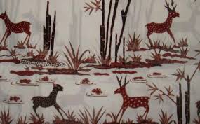 Sebagai contoh misalnya kerajinan batik papua yang menggunakan burung cenderawasih sebagai ciri khas motif ragam hiasnya. Halaman Download Batik Motif Flora Dan Fauna Makin Digemari