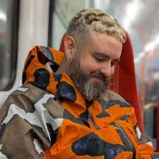 Jodie 🐝 (@jodiebee__)