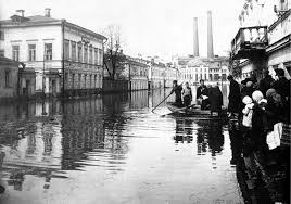 Под водой оказалась пятая часть территории первой русской столицы. Navodnenie V Moskve 1908 G Starye Fotografii Fotografii Starye Foto