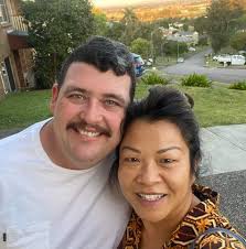 Can anyone recommend a good gay bar? Relaxed atmosphere, mixed audience,  possibility to sit outside?