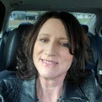 Rebecca Crum's Instagram, Twitter & Facebook