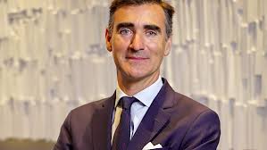 Fatima Asad-Bakhtiari neu bei Edmond de Rothschild