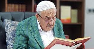 Bayramoğlu 15 şubat 1935 tarihinde karabük'ün safranbolu ilçesinde dünyaya geldi. 1w0cnvcigny 5m
