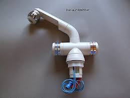 Dies ist eine liste der beliebtesten sensor wasserhahn warm kalt top 10 topseller der produktgruppe, sowie weitere informationen zu jedem einzelnen produkt. Wasserhahn Warm Kalt Einhebelmischer Weiss Chrom Fur 12v Wohnmobil Wohnwagen Eur 45 90 Picclick De
