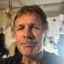 Holy Diver” 🤘🏻 Liliac