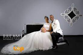 Ethiopian movie aned menged 2021 released on youtube channel by netsebraq media.this movie is produced by hamle 10 studio and presented by kin pictures. Ethio Top10 Comedian Dereje Haile His Wife Seble Facebook