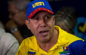 Hieren en acto en Caracas a miembro del equipo de campaña del candidato  Henri Falcón