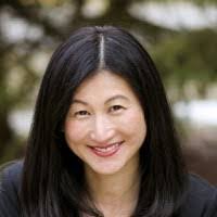 Michelle Elder's Instagram, Twitter & Facebook