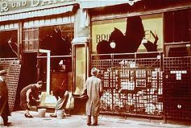 Solches sollte sich nie wiederholen weshalb jahrestage gut sind. Pogromnacht Auch Kristallnacht Holocaust Enzyklopadie