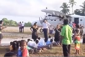 However, it may take longer for applications which require an inquiry for criminal records to judicial authorities, namely courts or military courts. ä¸­å…±å¤§ä½¿è¸© äººè‚‰åœ°æ¯¯ ä¸‹æœºå°å¤–äº¤éƒ¨ éœ‡æƒŠ å‰é‡Œå·´æ–¯ å¤§çºªå…ƒ