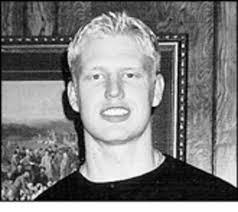 Travis Miles's Instagram, Twitter & Facebook