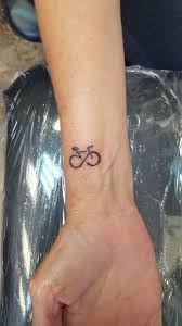 Pin On Tatouages Cyclistes