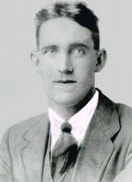 One hundred years ago Lieutenant Cornelius Murphy, aged 26 years old,  returning from a Battalion Council Meeting was fatally shot by a column of  Essex Regiment at Cloundareen, Kilbrittain