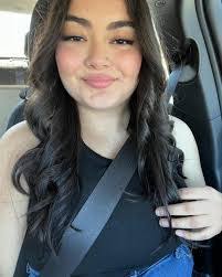 Tiffany Thomason's Instagram, Twitter & Facebook