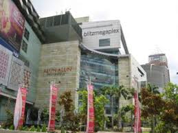 Jaringan bioskop itu didirikan oleh sudwikatmono yang bekerjasama dengan benny suherman dan harris lesmana. Jakarta Wikitravel